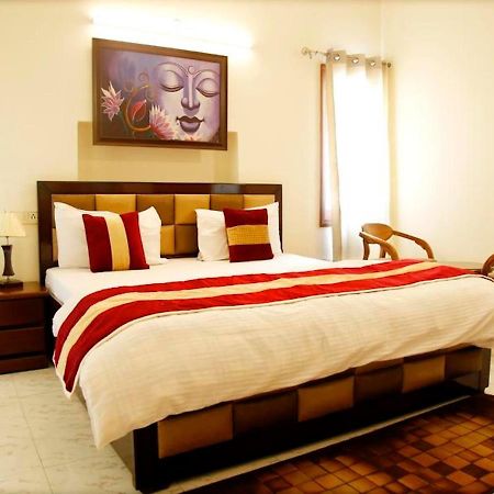 Maplewood Guest House, Neeti Bagh, New Delhiit Is A Boutiqu Guest House - Room 5 Eksteriør bilde