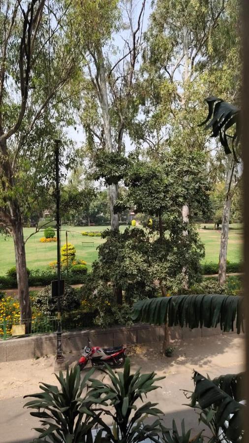 Maplewood Guest House, Neeti Bagh, New Delhiit Is A Boutiqu Guest House - Room 5 Eksteriør bilde