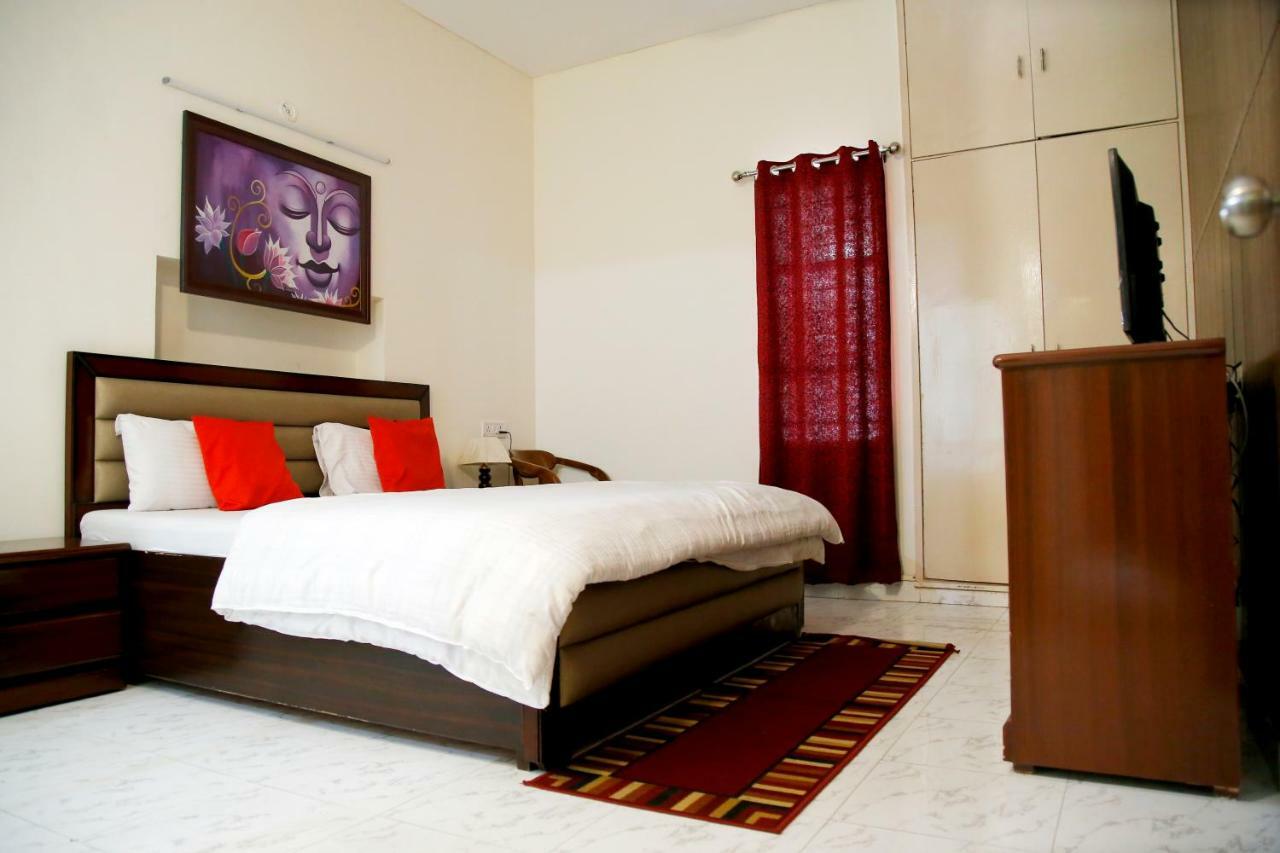 Maplewood Guest House, Neeti Bagh, New Delhiit Is A Boutiqu Guest House - Room 5 Eksteriør bilde